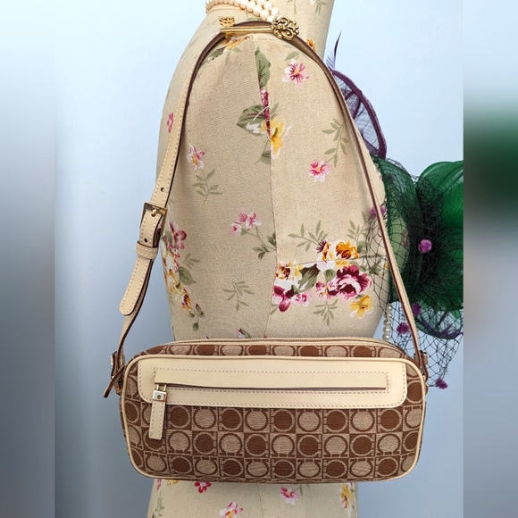 Salvatore Ferragamo Handbags - Salvatore Ferragamo Gancini pattern Shoulder bag mini beige Baguette